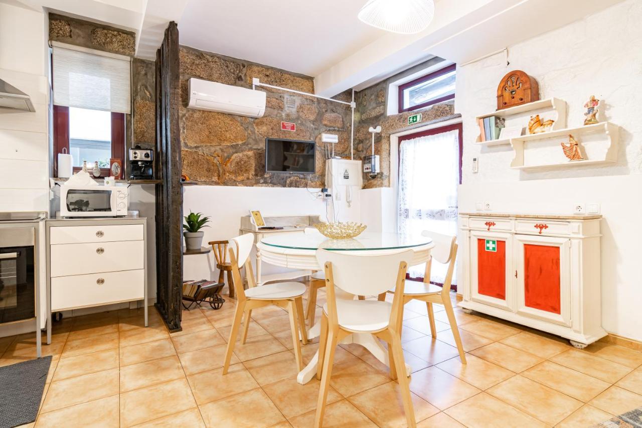 Red House 2- With Terrace Apartment Porto Luaran gambar