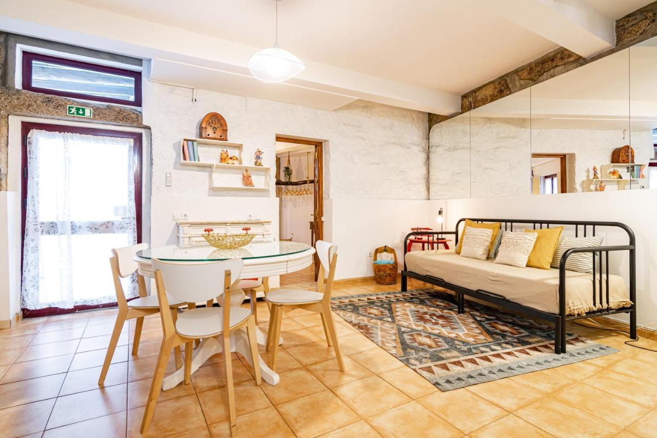 Red House 2- With Terrace Apartment Porto Luaran gambar