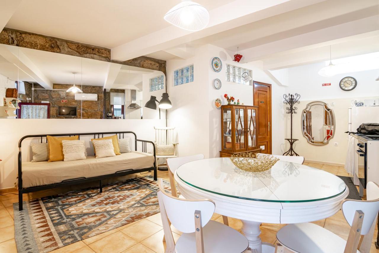 Red House 2- With Terrace Apartment Porto Luaran gambar
